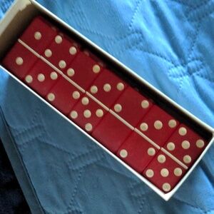 Vintage Dominoes red